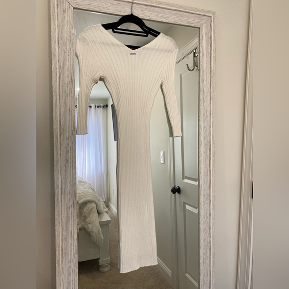 White Guess Sweater dress with sleeves - Picture 3 of 5
